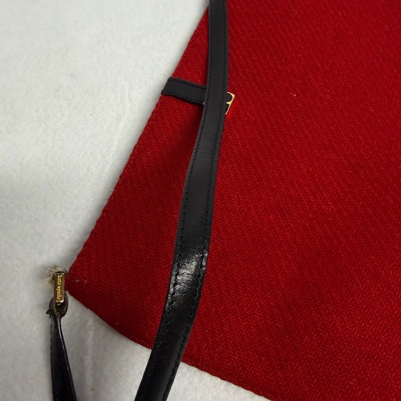 Kate Spade Wool Shoulder bag in deep red - Picture 16 of 16